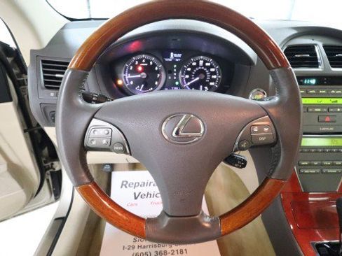 Used 2011 Lexus ES 350 FWD image 18