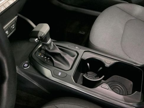 Used 2025 Kia K4 FWD image 17
