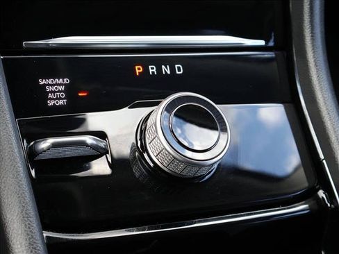 Used 2022 Jeep Grand Cherokee L Limited AWD/4WD image 18