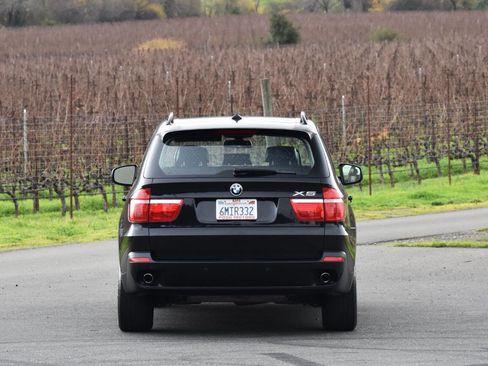 Used 2010 BMW X5 xDrive30i image 11