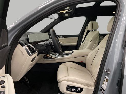 New 2026 BMW X7 M60i AWD/4WD image 34