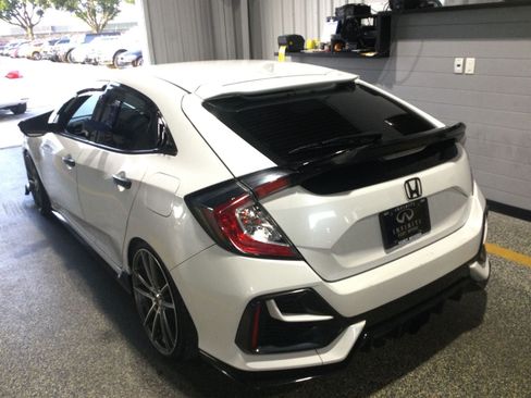 Used 2020 Honda Civic Sport image 11