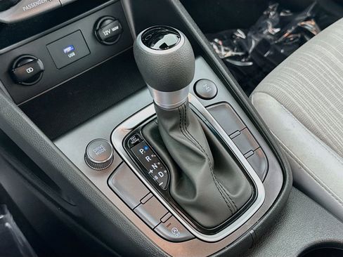 Used 2023 Hyundai Kona SEL image 16