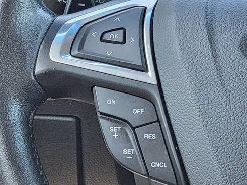 Used 2016 Ford Edge SEL w/ Equipment Group 201A AWD/4WD image 33