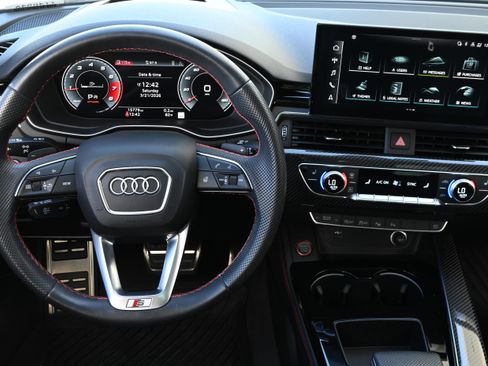 Used 2023 Audi S4 Prestige w/ Prestige Package image 17