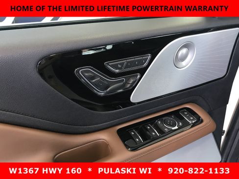 Used 2022 Lincoln Aviator Reserve w/ Equipment Group 201A AWD/4WD image 15