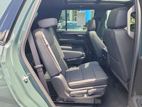 Used 2026 Chevrolet Tahoe RST w/ Advanced Technology Package AWD/4WD image 12