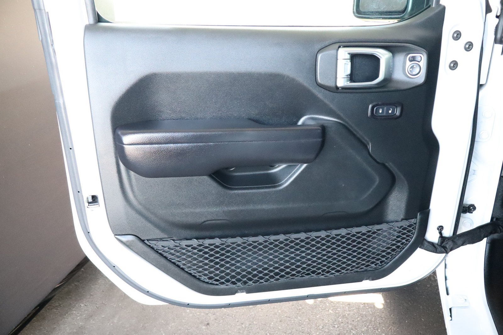 Used 2018 Jeep Wrangler Unlimited Sport S AWD/4WD image 57