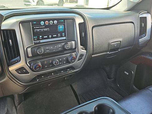 Used 2018 GMC Sierra 1500 SLT w/ SLT Premium Package AWD/4WD image 9