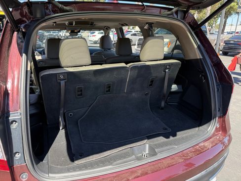 Used 2019 Honda Pilot Touring image 23