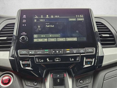 Used 2023 Honda Odyssey Sport image 11