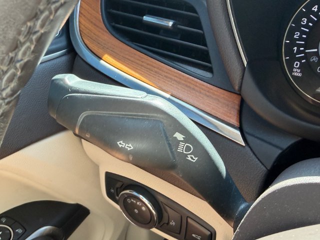 Used 2019 Lincoln MKC Select w/ Select Plus Package FWD image 34