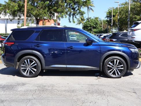 Used 2024 Nissan Pathfinder Platinum w/ Cargo Package image 21