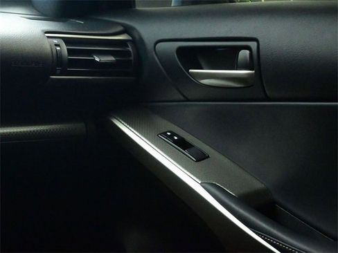 Used 2017 Lexus IS 300 F Sport w/ F Sport Package image 15