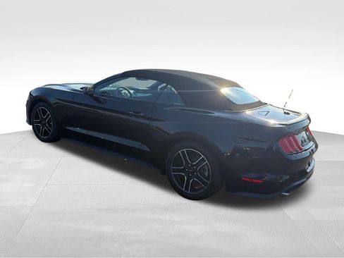 Used 2020 Ford Mustang Premium RWD image 3