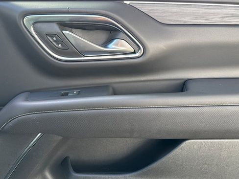 Used 2024 GMC Yukon SLT image 21