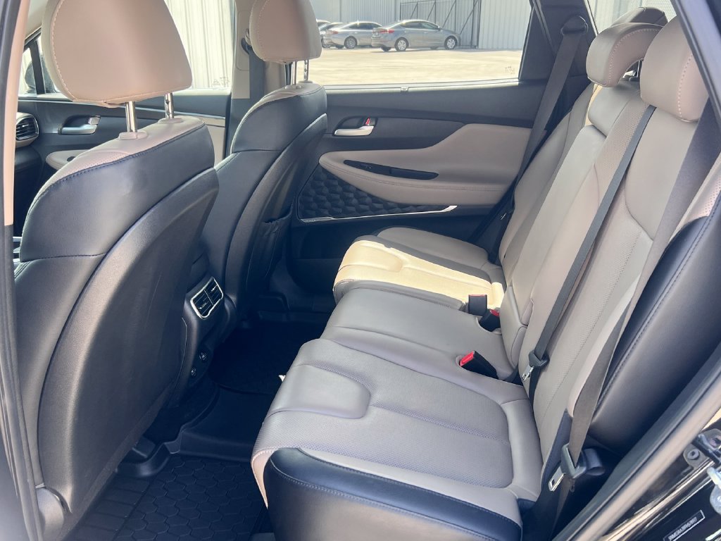 Used 2023 Hyundai Santa Fe SEL w/ Premium Package FWD image 10