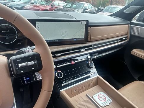 New 2025 Hyundai Santa Fe Limited image 32