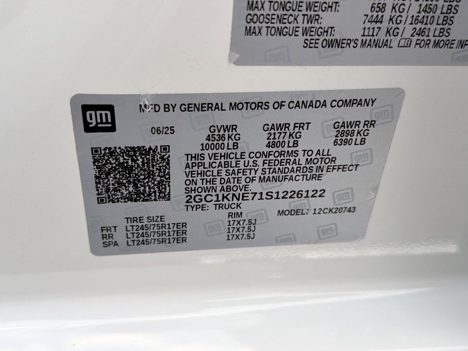 Used 2025 Chevrolet Silverado 2500 LT AWD/4WD image 32