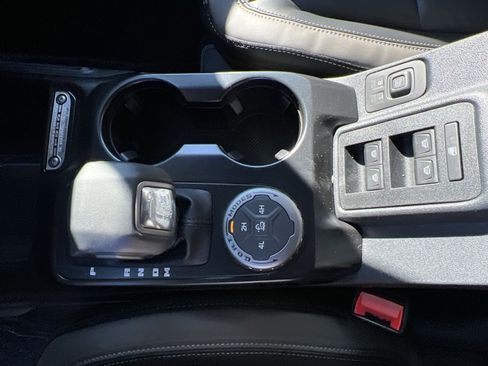 New 2025 Ford Bronco Outer Banks image 22