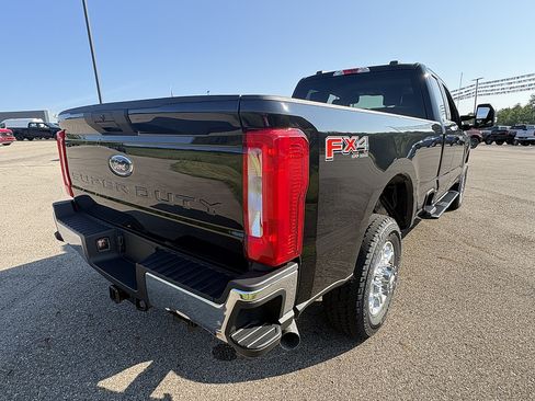 New 2026 Ford F350 XLT w/ FX4 Off-Road Package AWD/4WD image 5