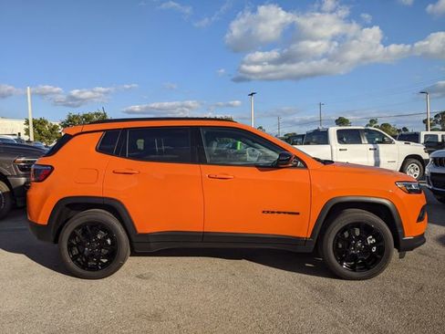 New 2026 Jeep Compass Latitude AWD/4WD image 3
