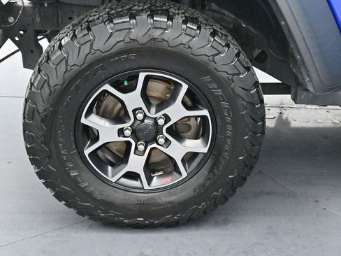 Used 2018 Jeep Wrangler Unlimited Rubicon AWD/4WD image 34