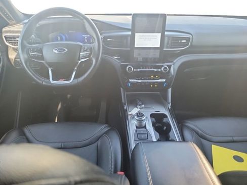 Used 2022 Ford Explorer ST w/ ST Street Pack image 9