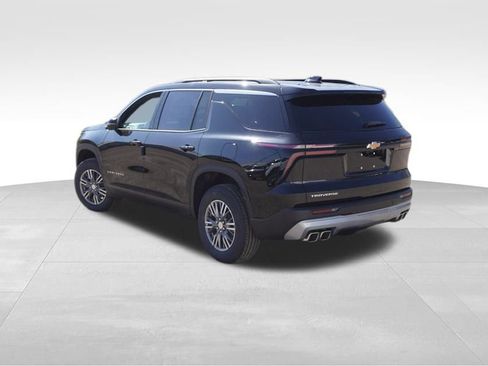 New 2025 Chevrolet Traverse LT image 5