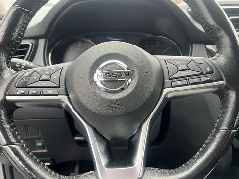 Used 2017 Nissan Rogue Sport SL w/ SL Premium Package image 28