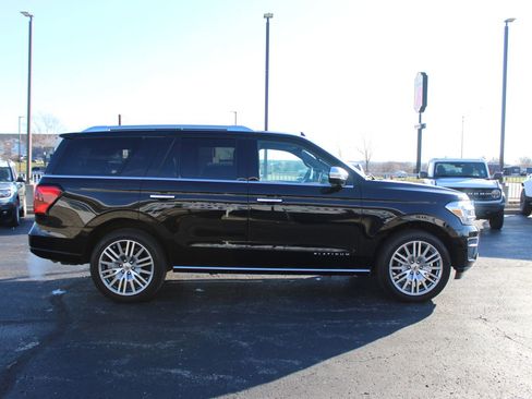 Used 2023 Ford Expedition Platinum image 6