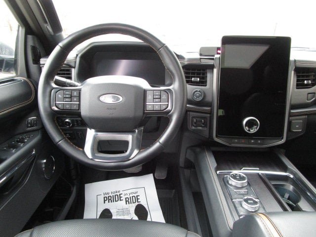 Used 2022 Ford Expedition Max Platinum AWD/4WD image 15