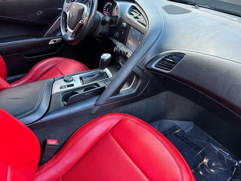 Used 2014 Chevrolet Corvette Stingray Coupe image 27