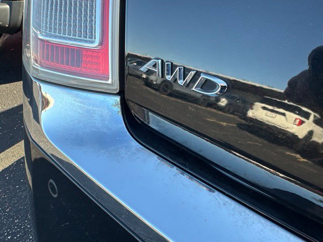 Used 2013 Chrysler 300 C w/ Beats Audio Group AWD/4WD image 10