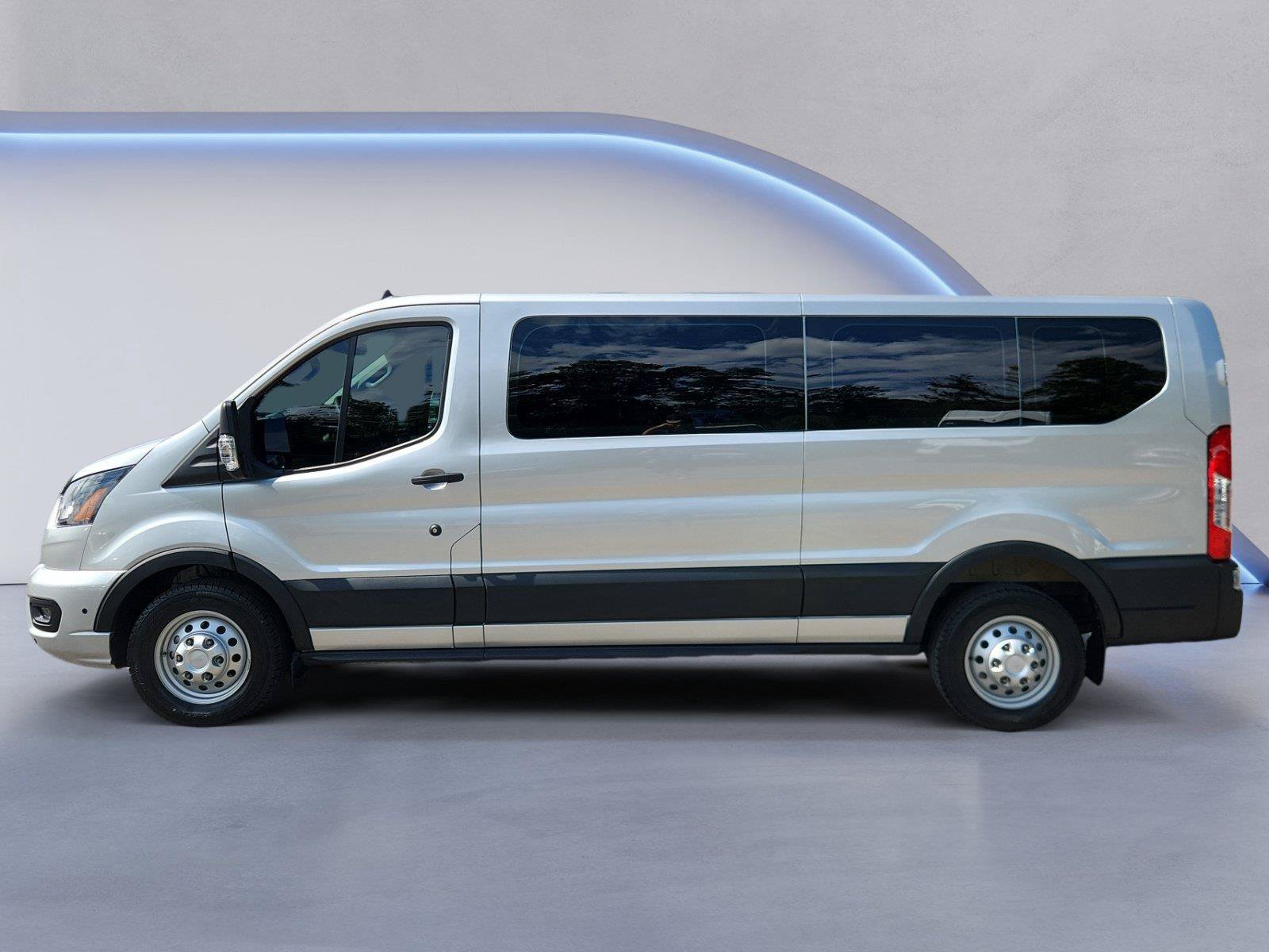 Used 2025 Ford Transit 350 XLT AWD/4WD image 6