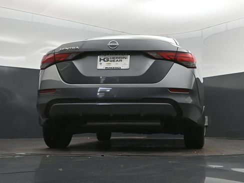 Used 2024 Nissan Sentra S FWD image 41