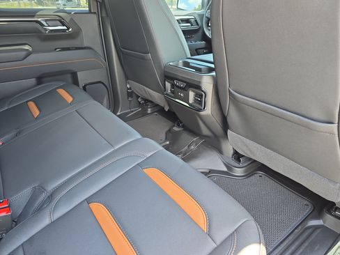 Used 2026 GMC Sierra 1500 AT4 w/ AT4 Premium Package AWD/4WD image 11