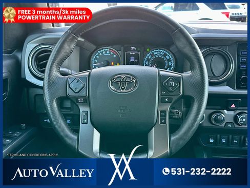Used 2019 Toyota Tacoma TRD Sport w/ Technology Package image 30