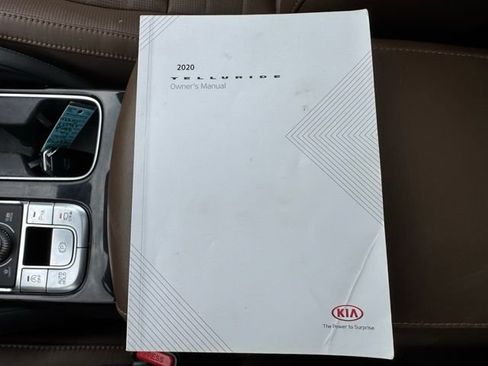 Used 2020 Kia Telluride SX w/ SX Prestige Package AWD/4WD image 24