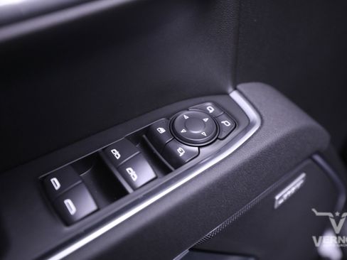 New 2026 GMC Sierra 1500 SLT w/ SLT Premium Plus Package image 19