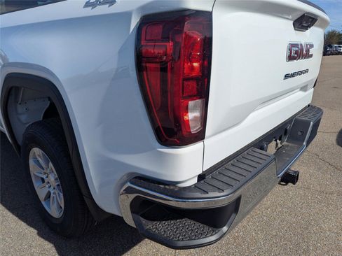 New 2026 GMC Sierra 1500 Pro w/ Pro Value Package AWD/4WD image 12