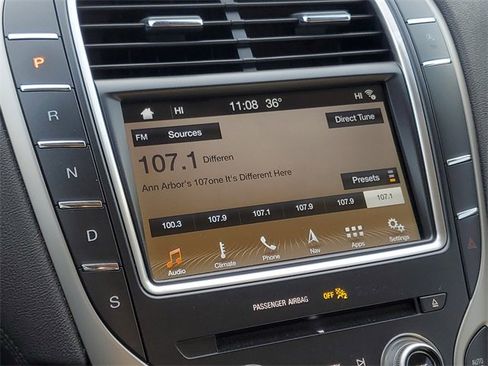 Used 2019 Lincoln Nautilus Select image 23