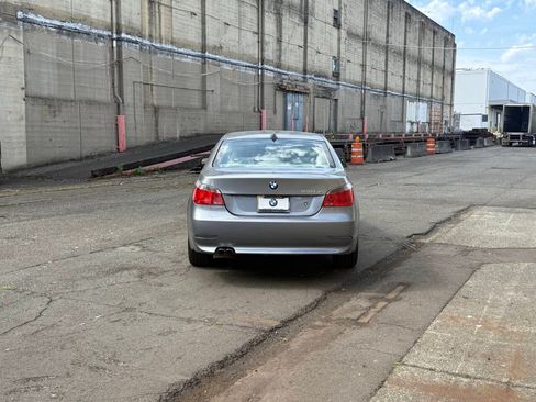 Used 2007 BMW 530xi Sedan AWD/4WD image 8