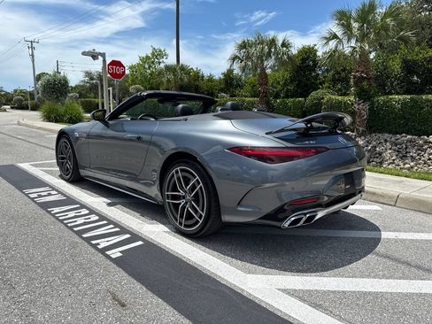 Used 2022 Mercedes-Benz SL 55 AMG 4MATIC image 3