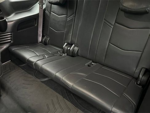 Used 2017 Cadillac Escalade Premium Luxury image 15