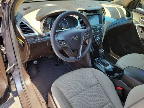 Used 2017 Hyundai Santa Fe Sport FWD image 19