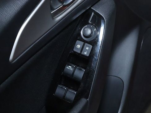 Used 2018 MAZDA MAZDA3 Sport FWD image 16