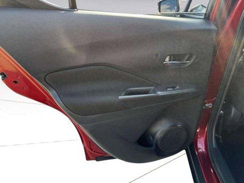 Used 2021 Nissan Kicks SV image 36