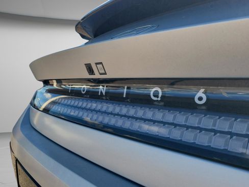 New 2025 Hyundai Ioniq 6 SEL image 33