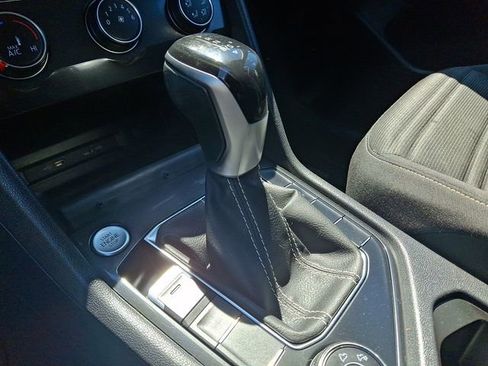 Used 2022 Volkswagen Tiguan S AWD/4WD image 15
